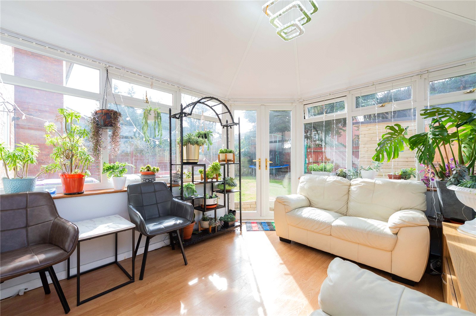 Tamarisk Close, The Rock, TF3