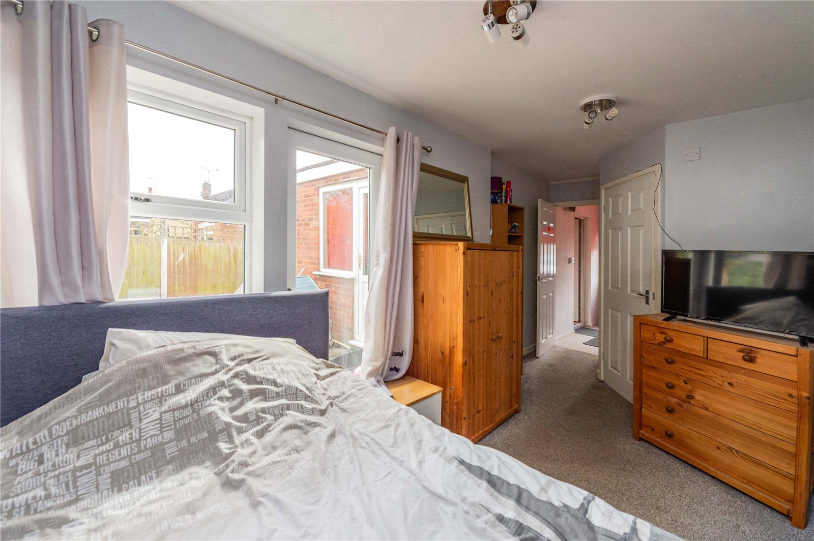 Hadley Gardens, Leegomery, TF1