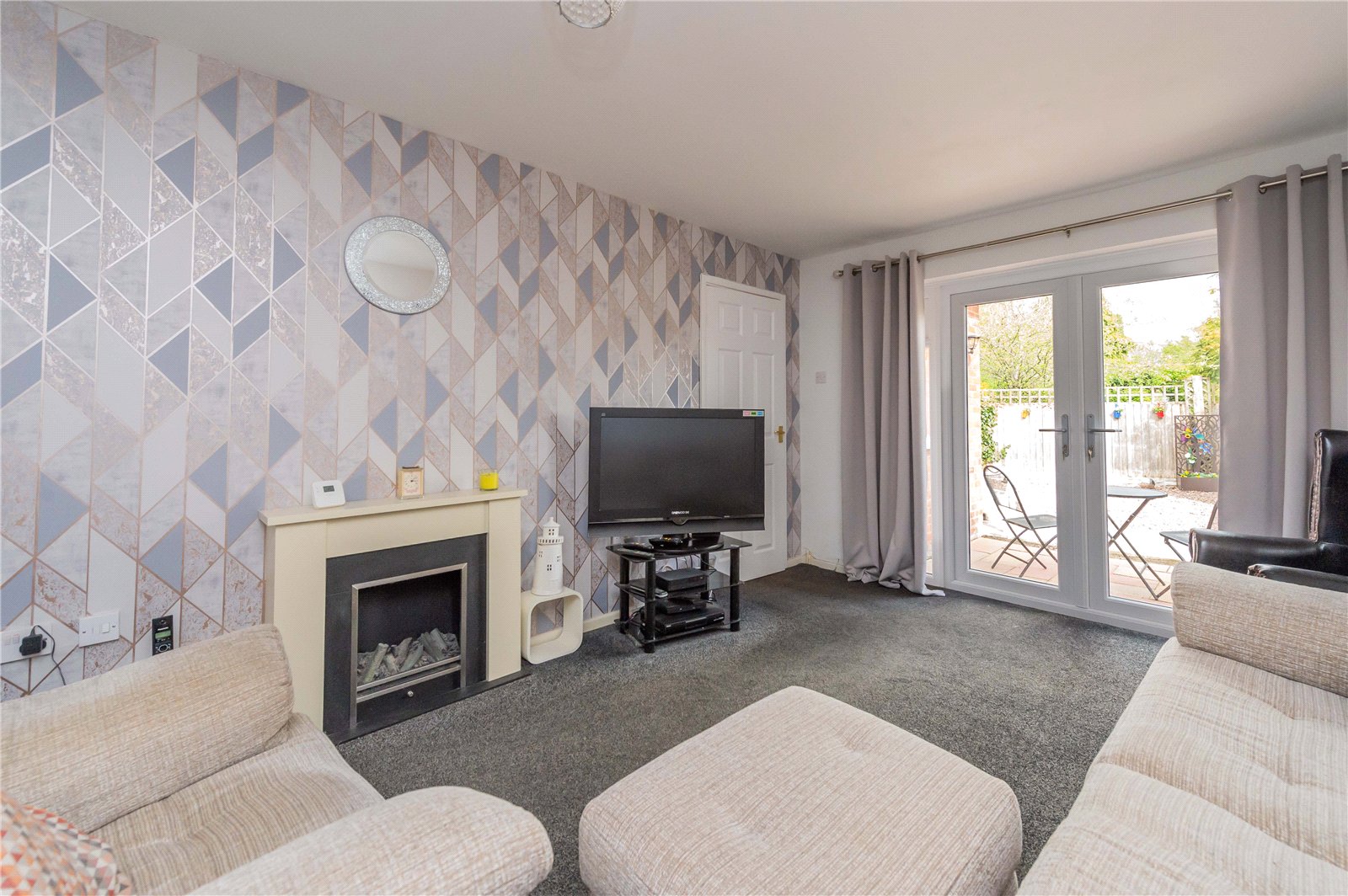 Hadley Gardens, Leegomery, TF1