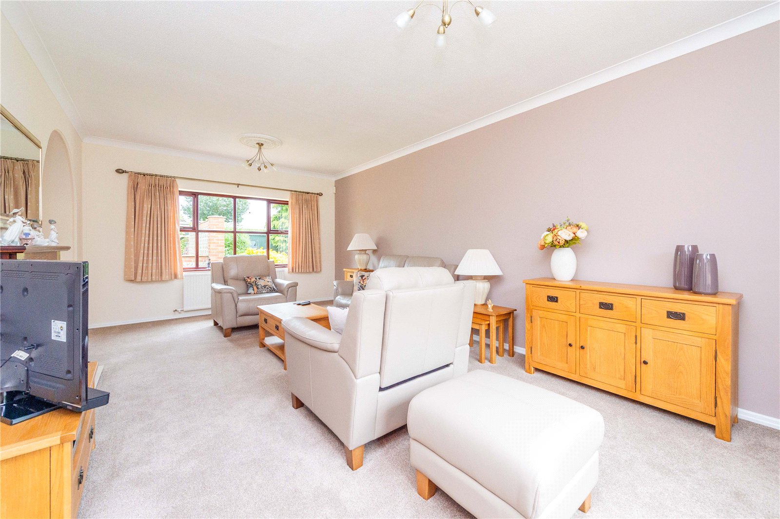 Great Hay Drive, Sutton Hill, TF7