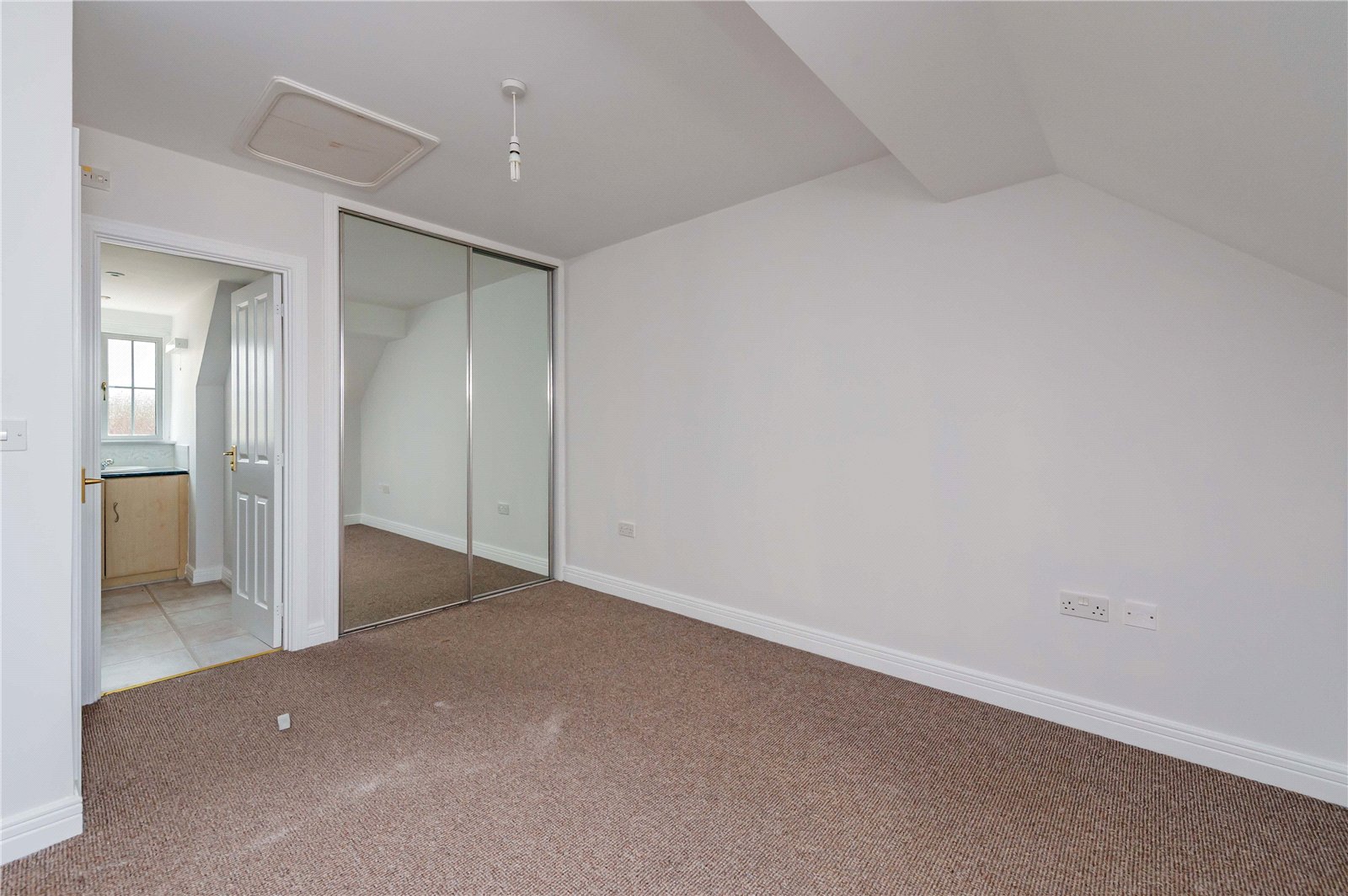 Pooler Close, Wellington, TF1