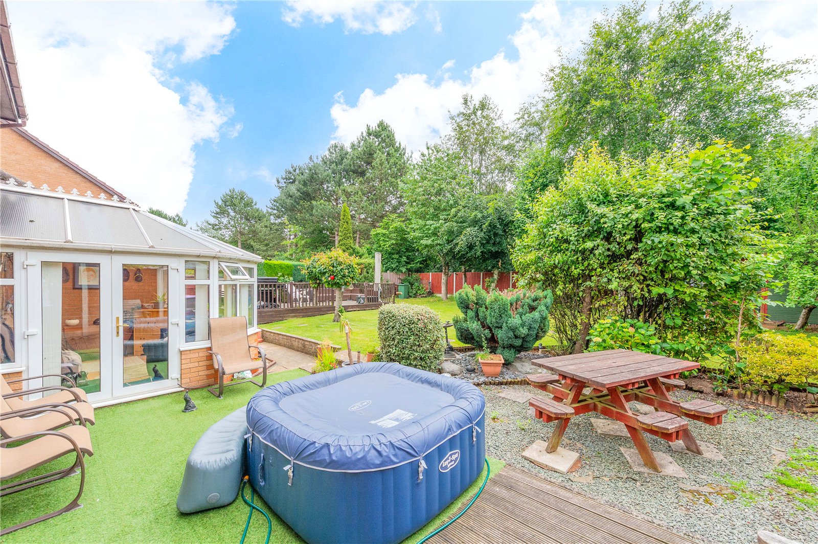 Horsechestnut Drive, Telford, TF5