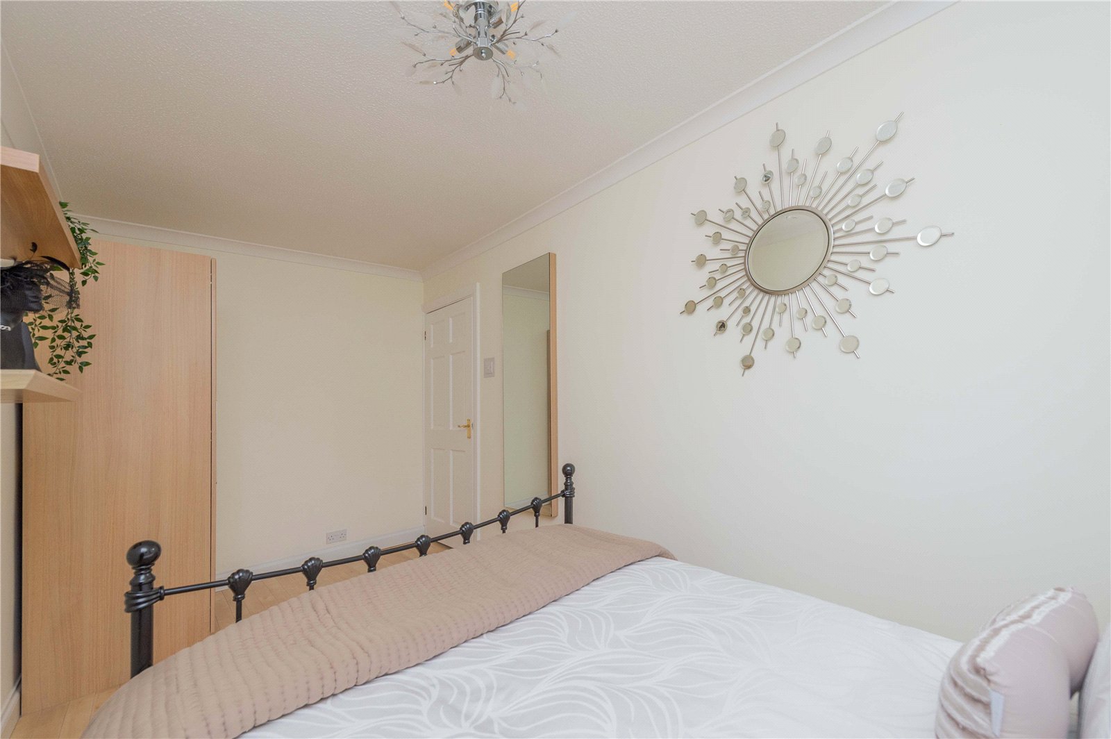 Brecknock Court, Leegomery, TF1
