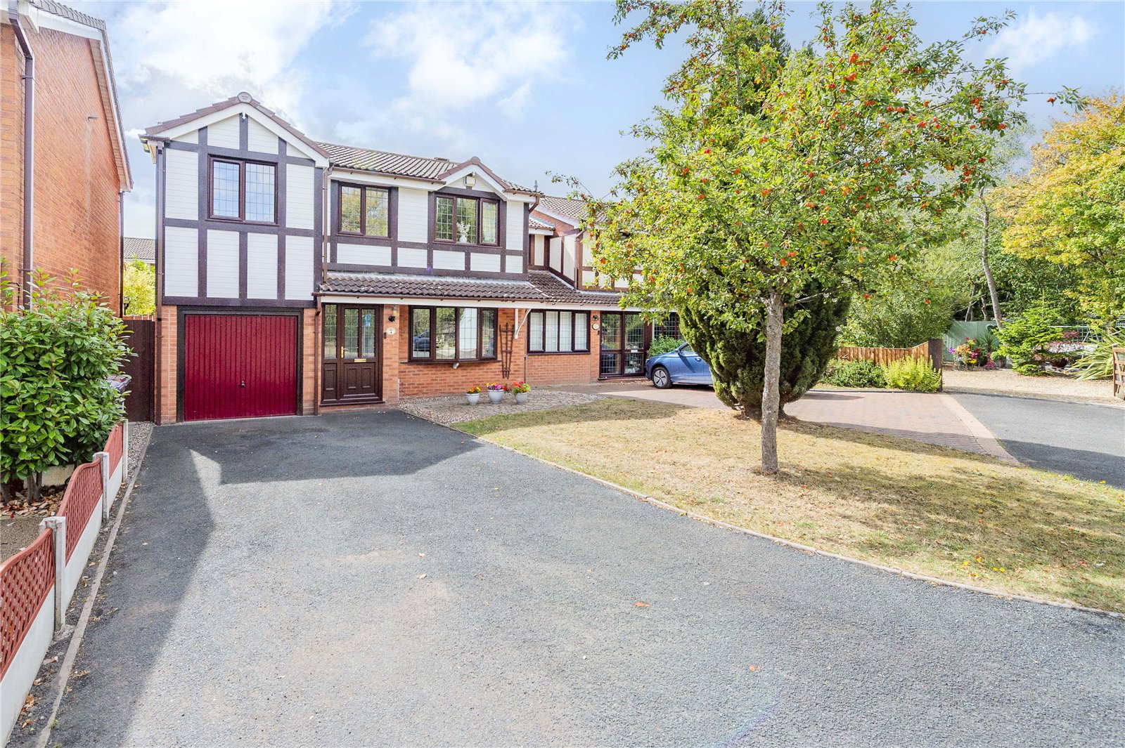 Bilberry Close, The Rock, TF3