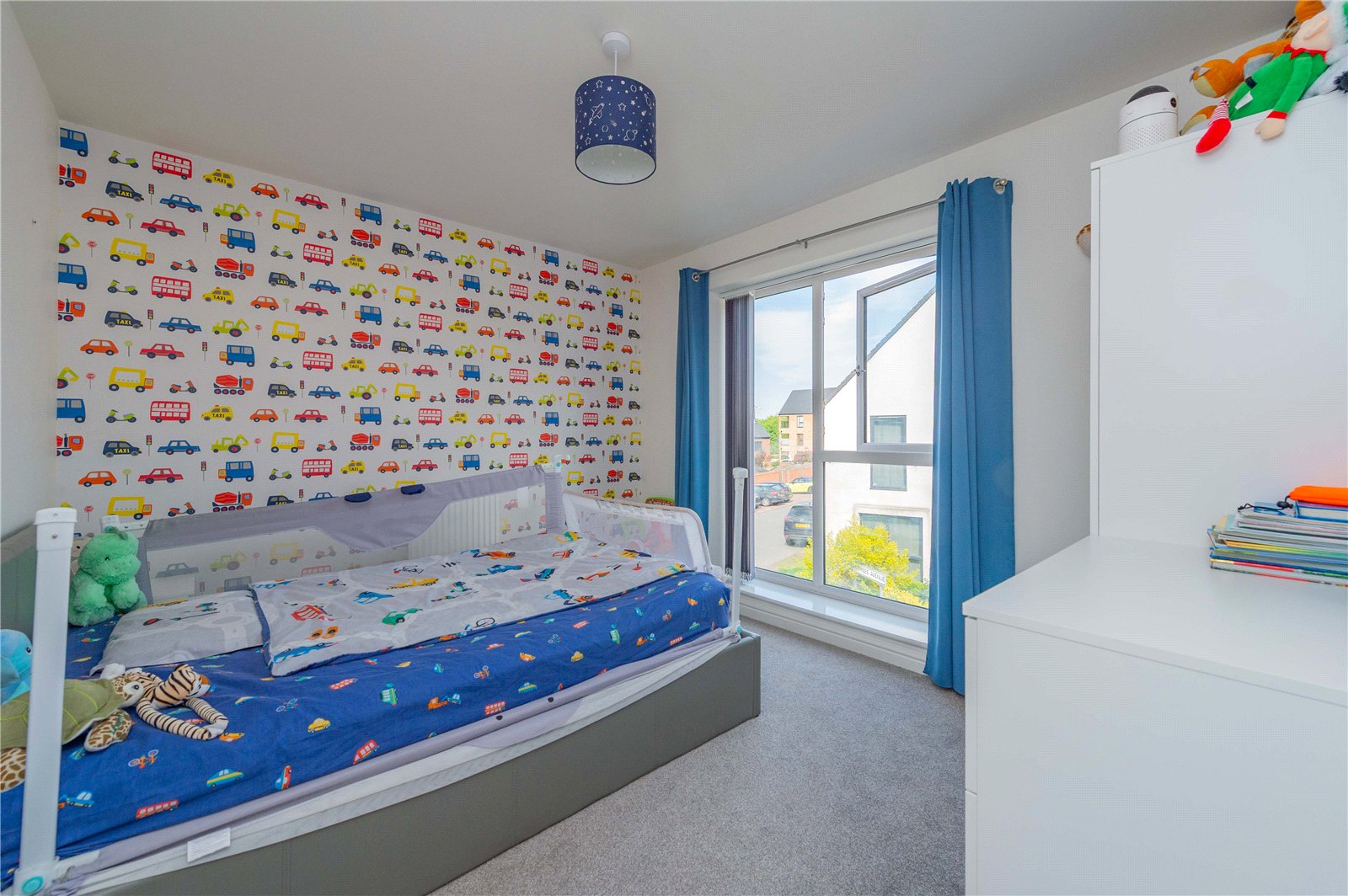 Oak Trees Avenue, Ketley, TF1