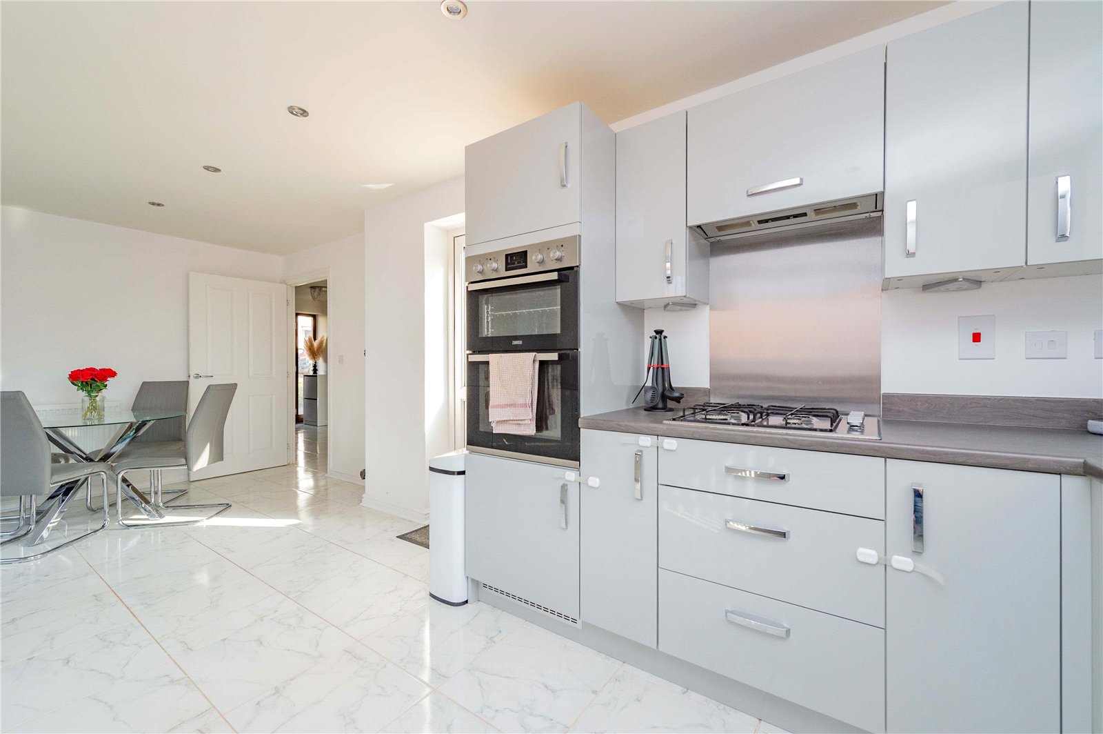 Oak Trees Avenue, Ketley, TF1