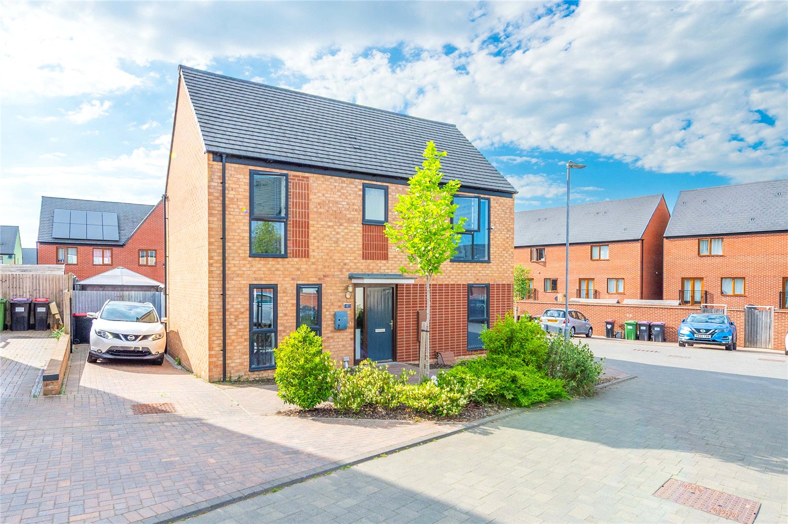 Oak Trees Avenue, Ketley, TF1