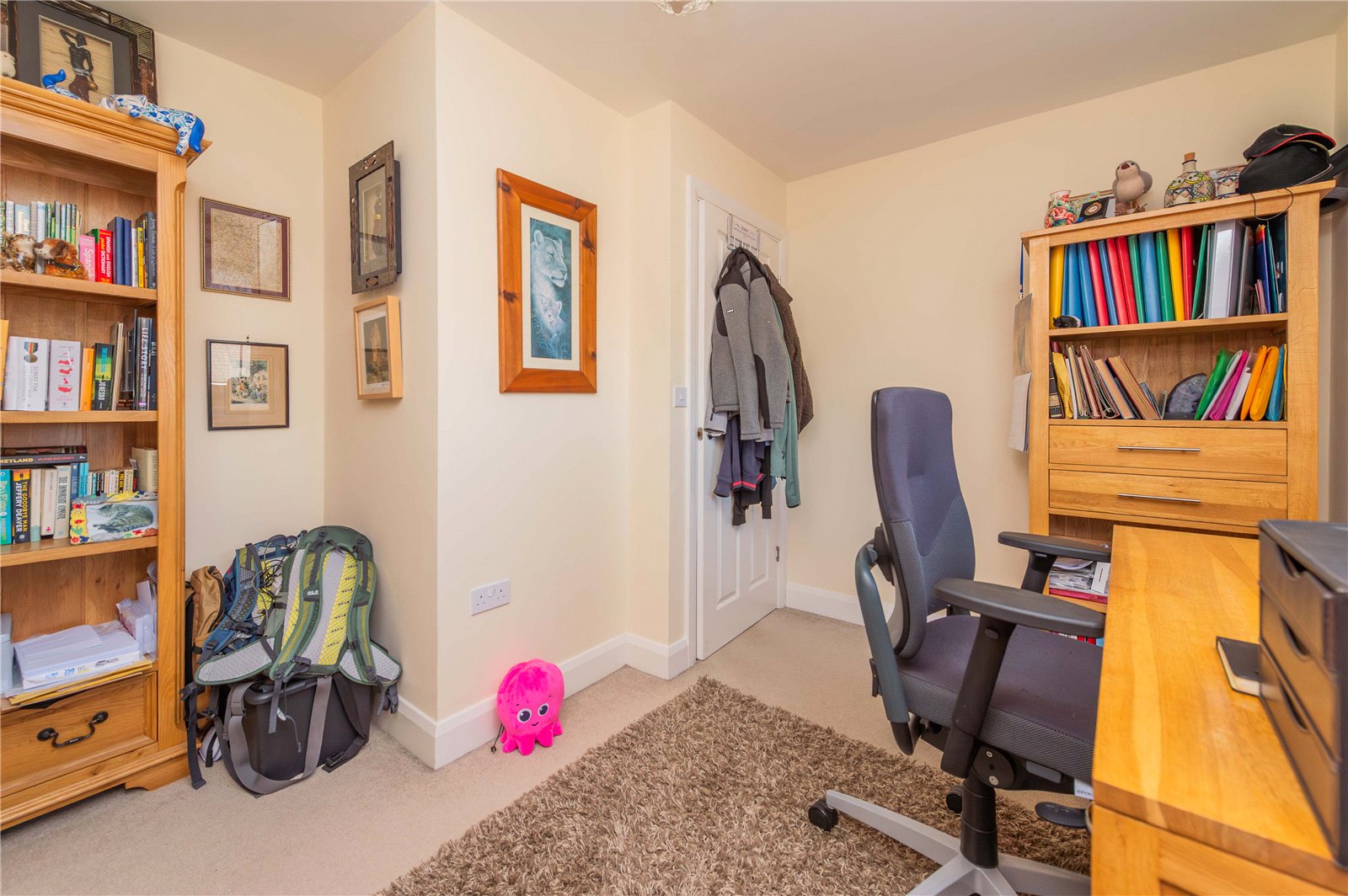 Buxus Road, Hadley, TF1