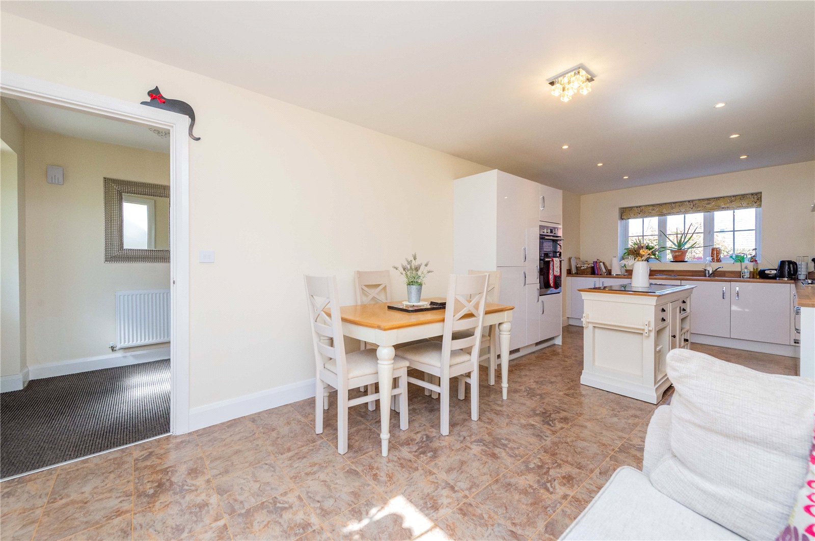Buxus Road, Hadley, TF1