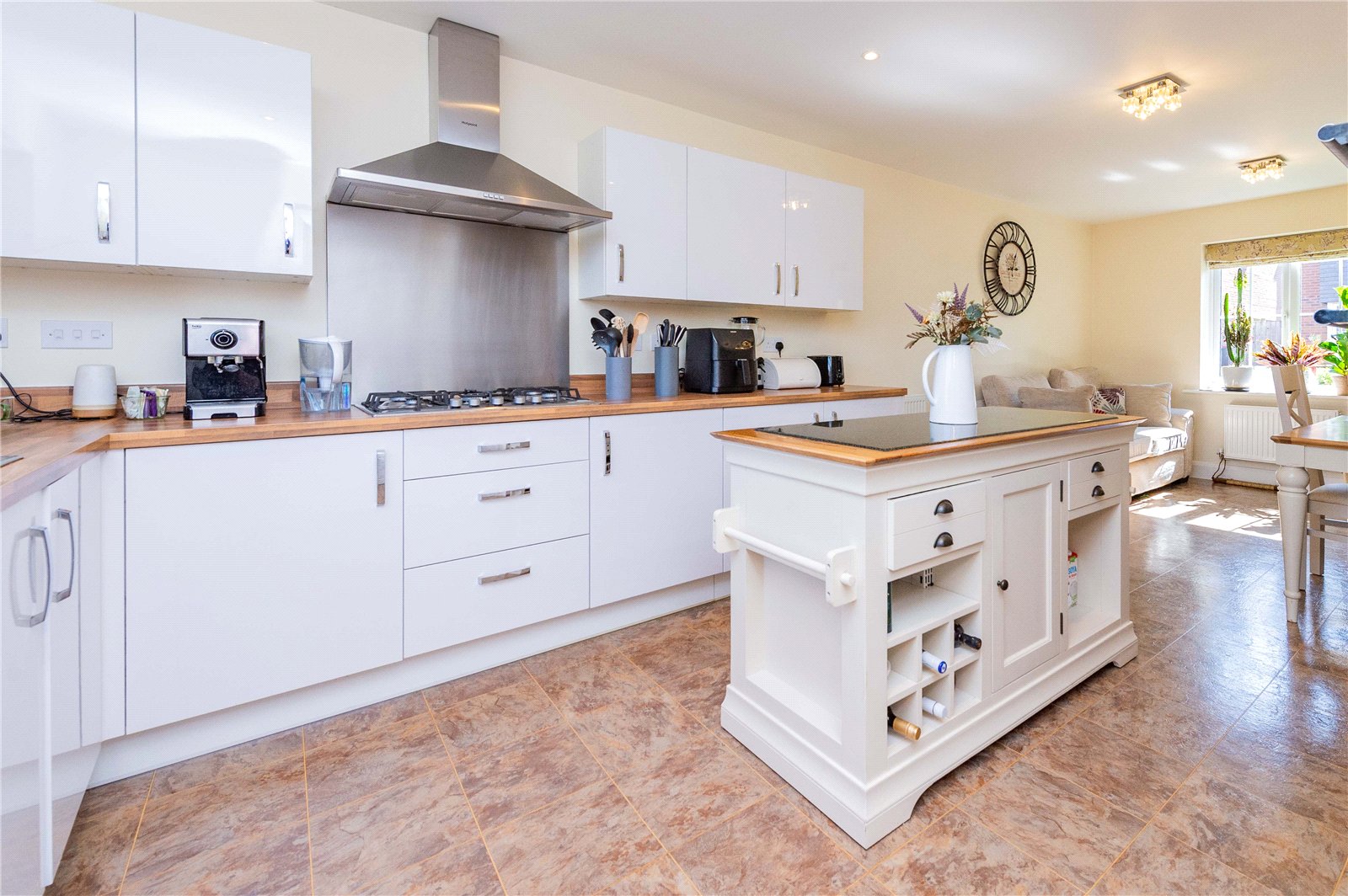 Buxus Road, Hadley, TF1