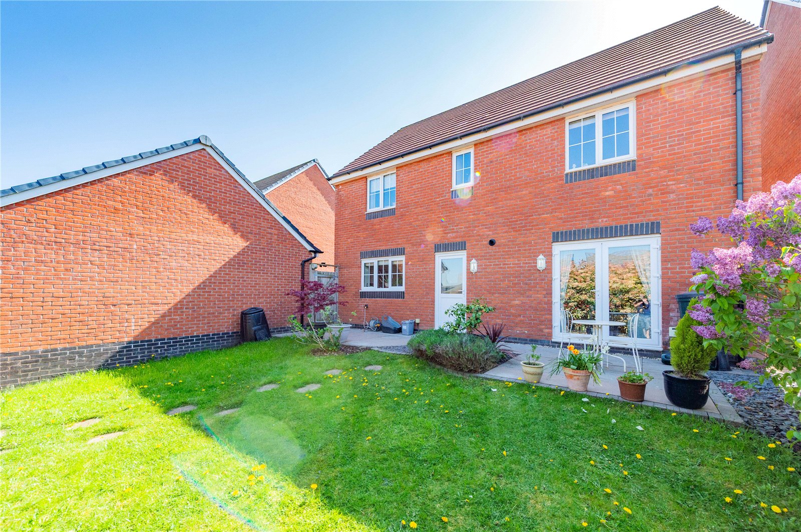 Buxus Road, Hadley, TF1