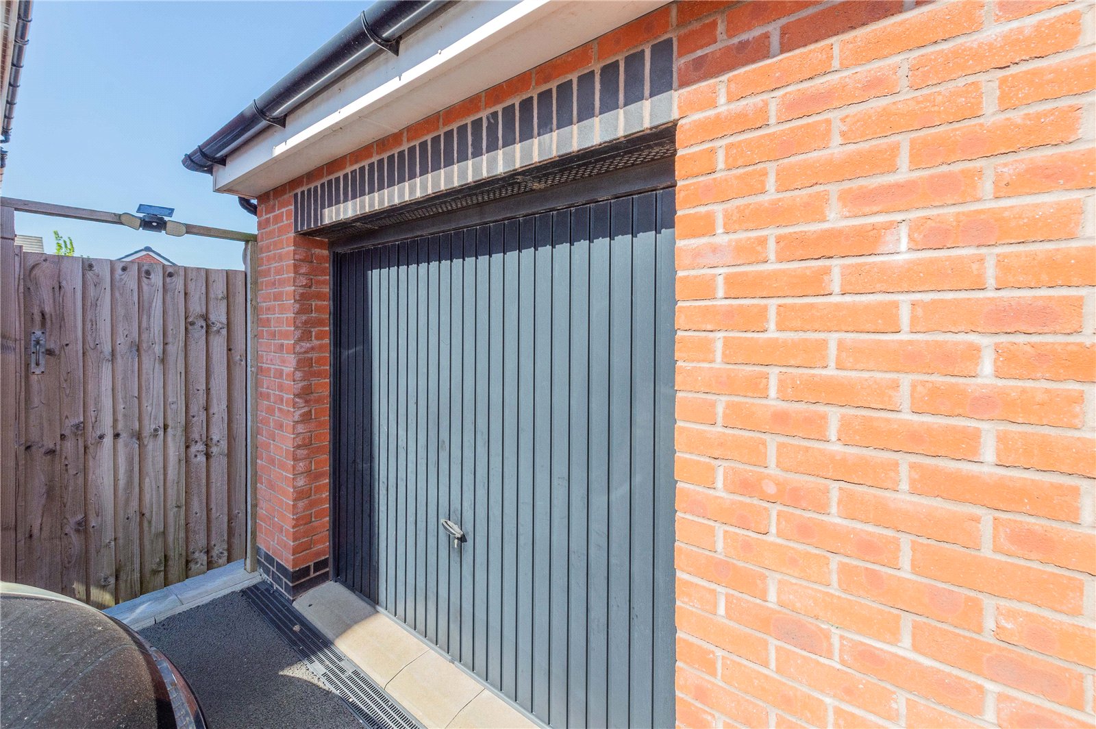 Buxus Road, Hadley, TF1