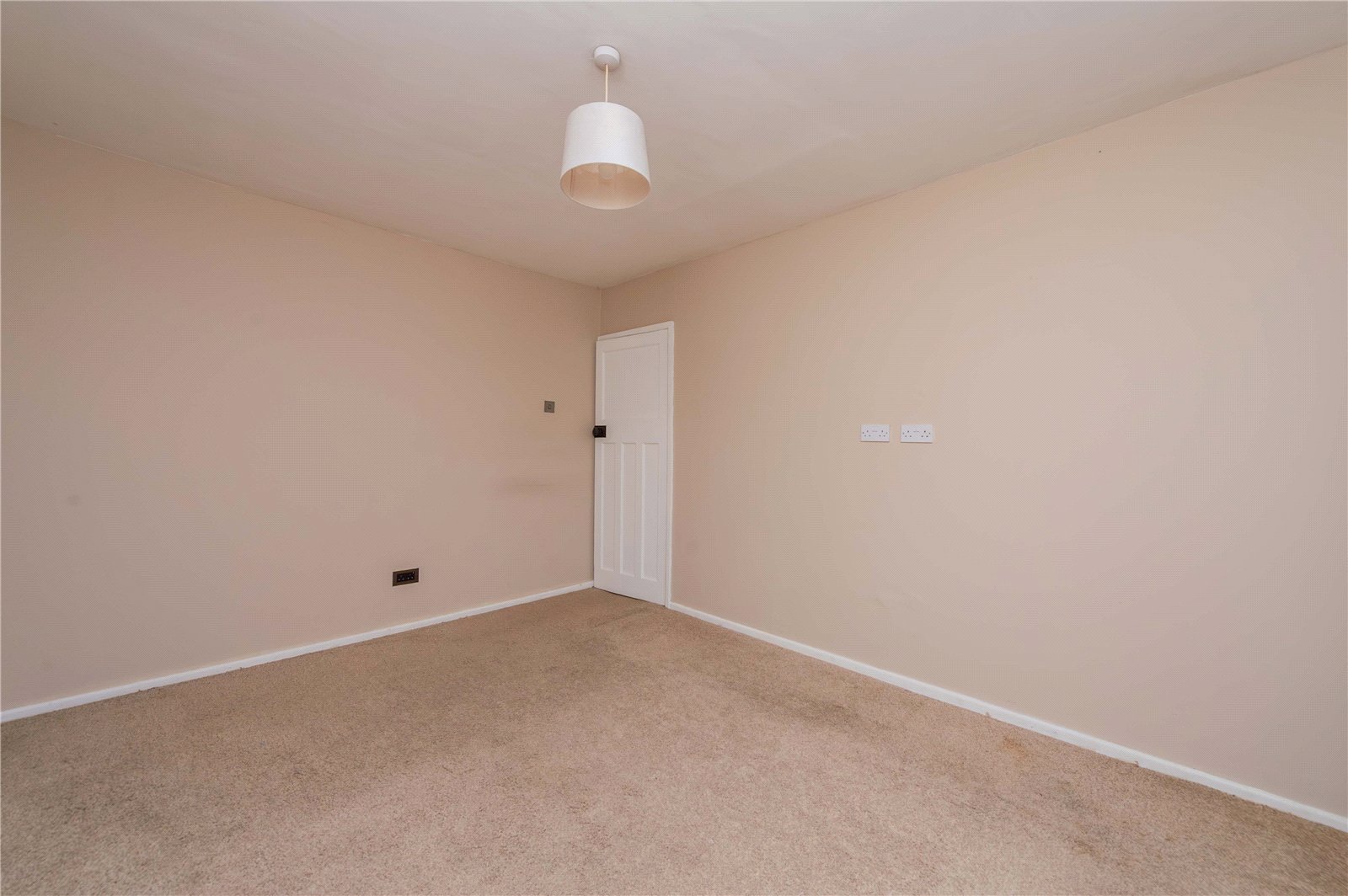 Sinclair Gardens, Ketley, TF1