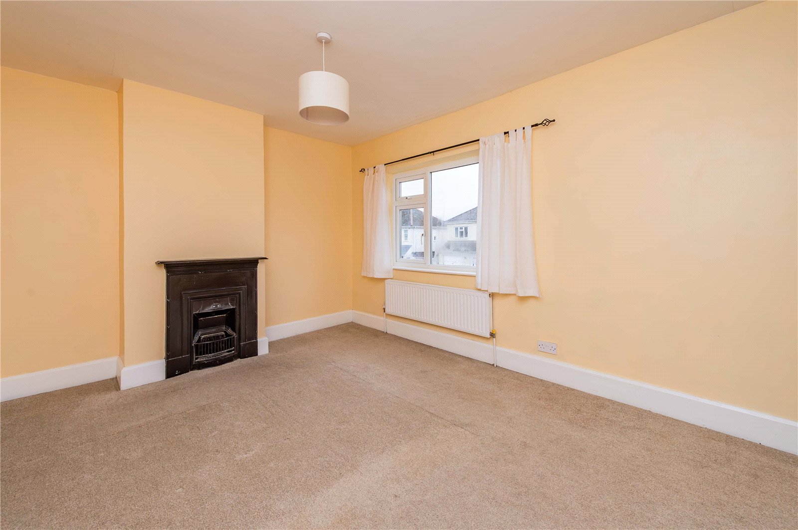 Sinclair Gardens, Ketley, TF1