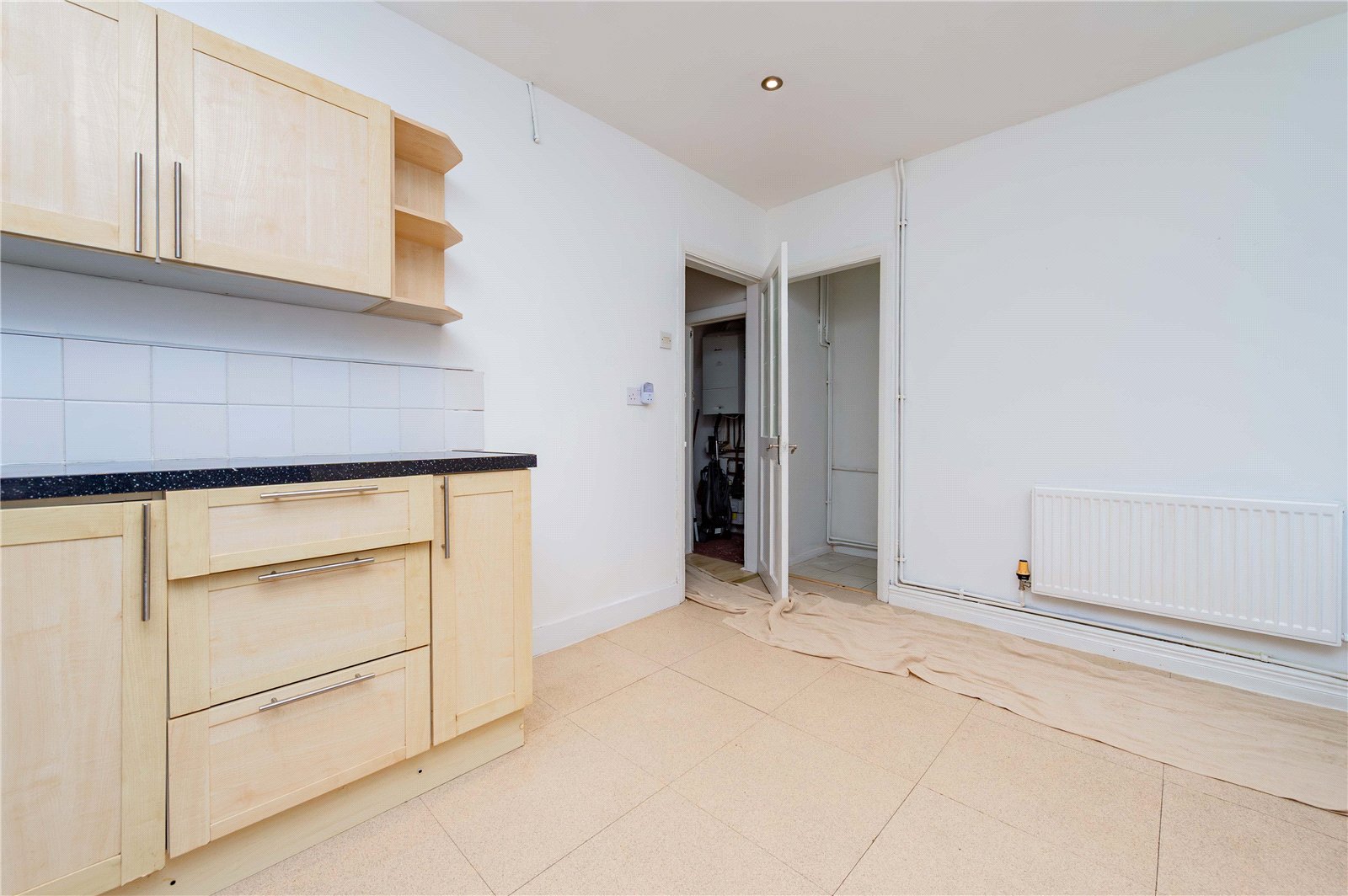 Sinclair Gardens, Ketley, TF1