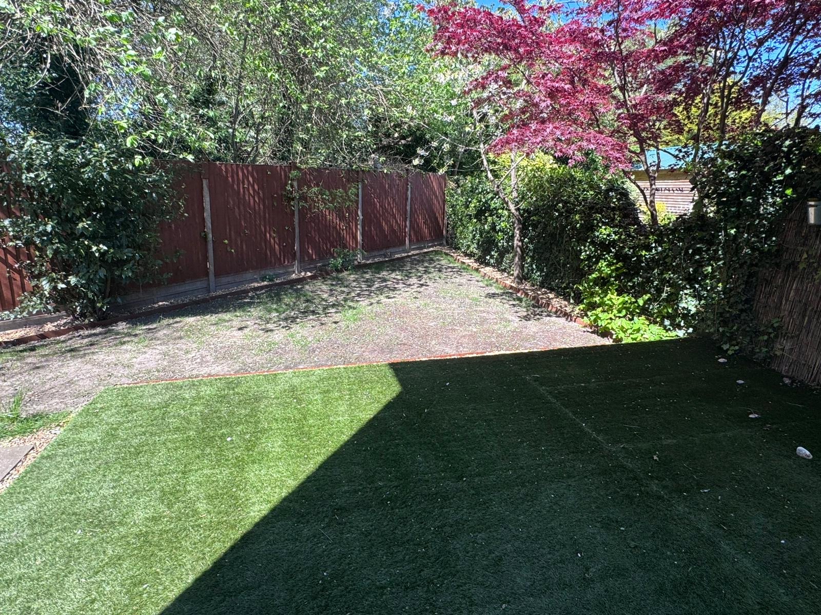 Sinclair Gardens, Ketley, TF1