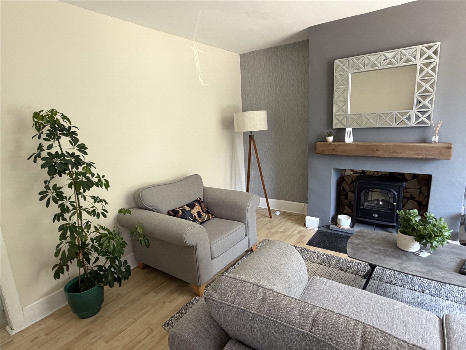 Sinclair Gardens, Ketley, TF1
