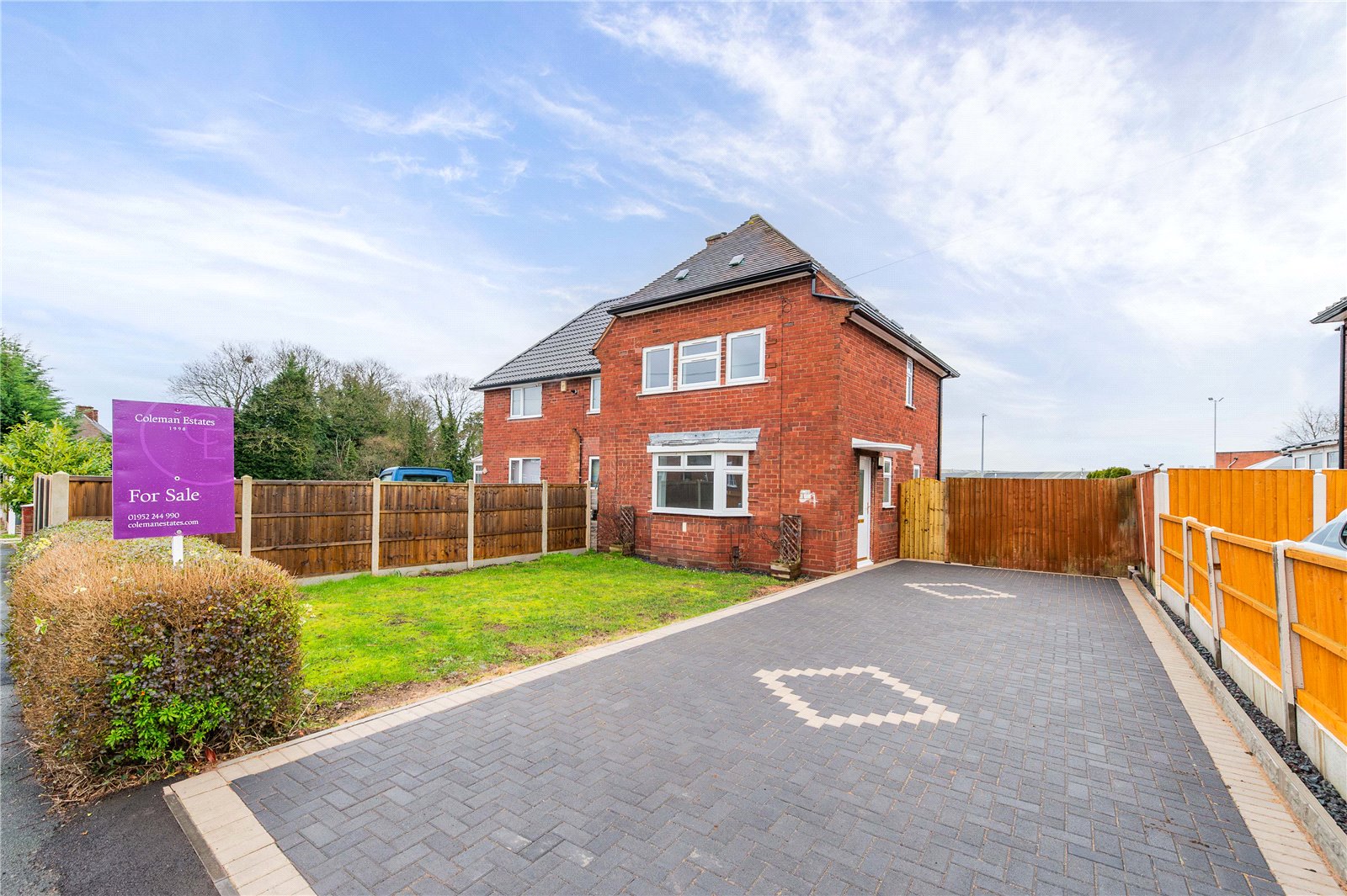 Picture No. 34 Parkdale, Telford, TF1
