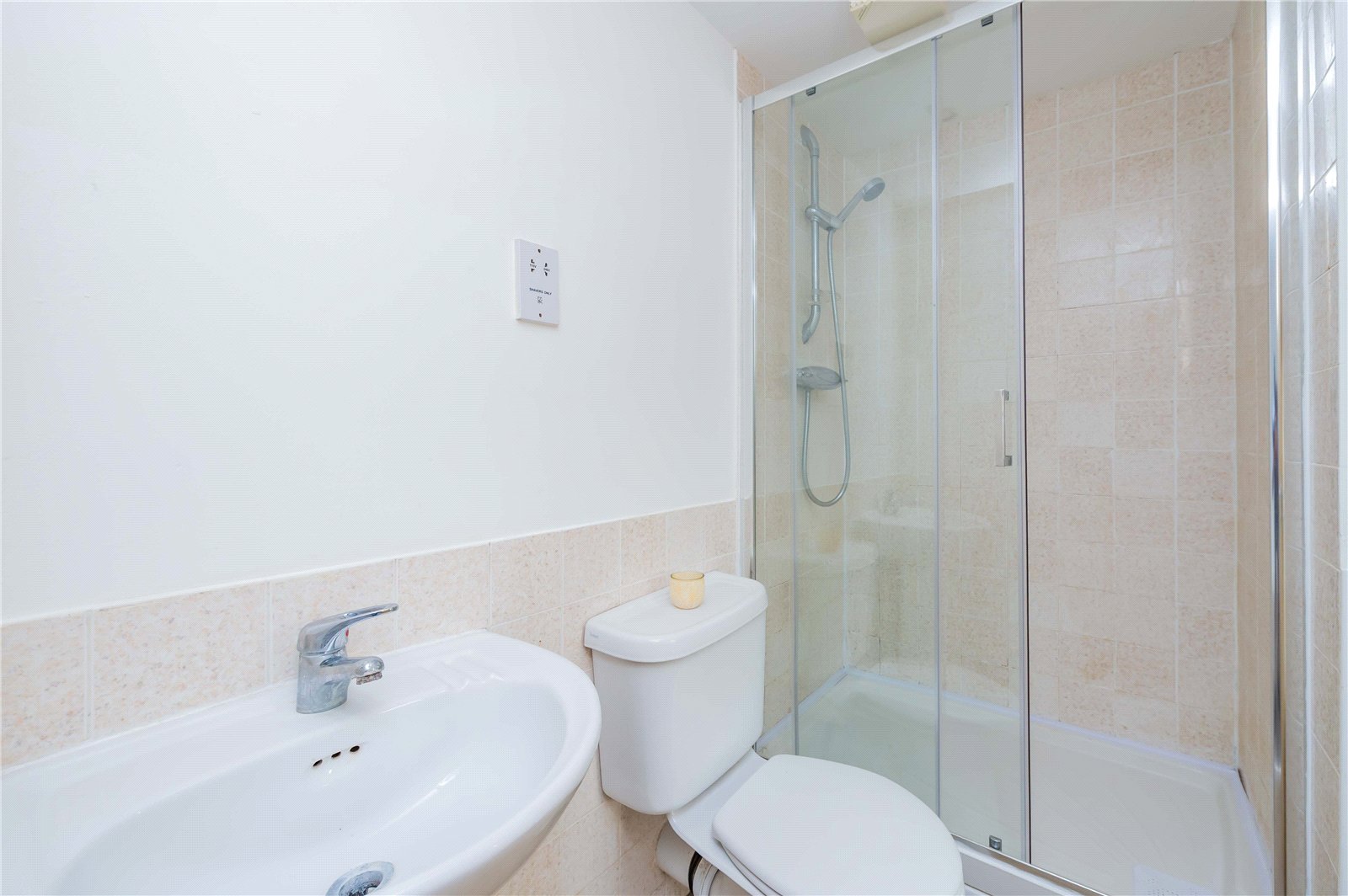 Gatcombe Way, Priorslee, TF2