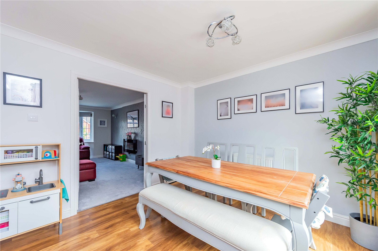 Songthrush Close, Apley, TF1
