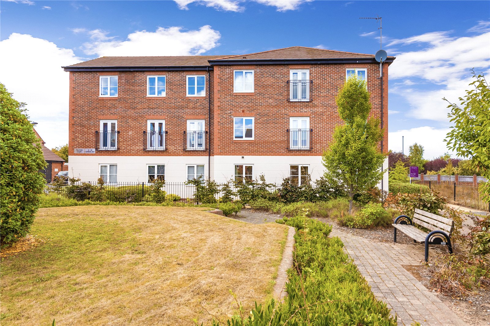 Picture No. 29 Sorbus Avenue, Hadley, TF1